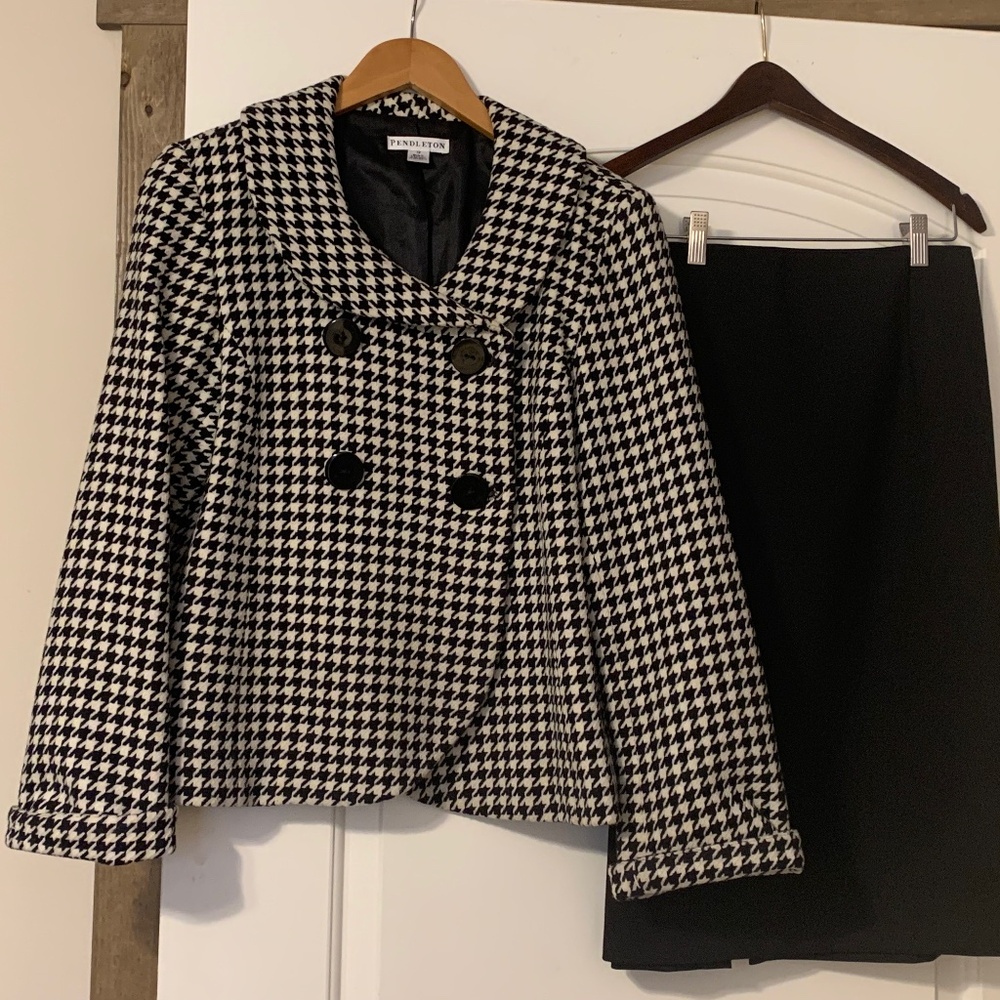 Pendleton Houndstooth Double Button Blazer & Blac… - image 1
